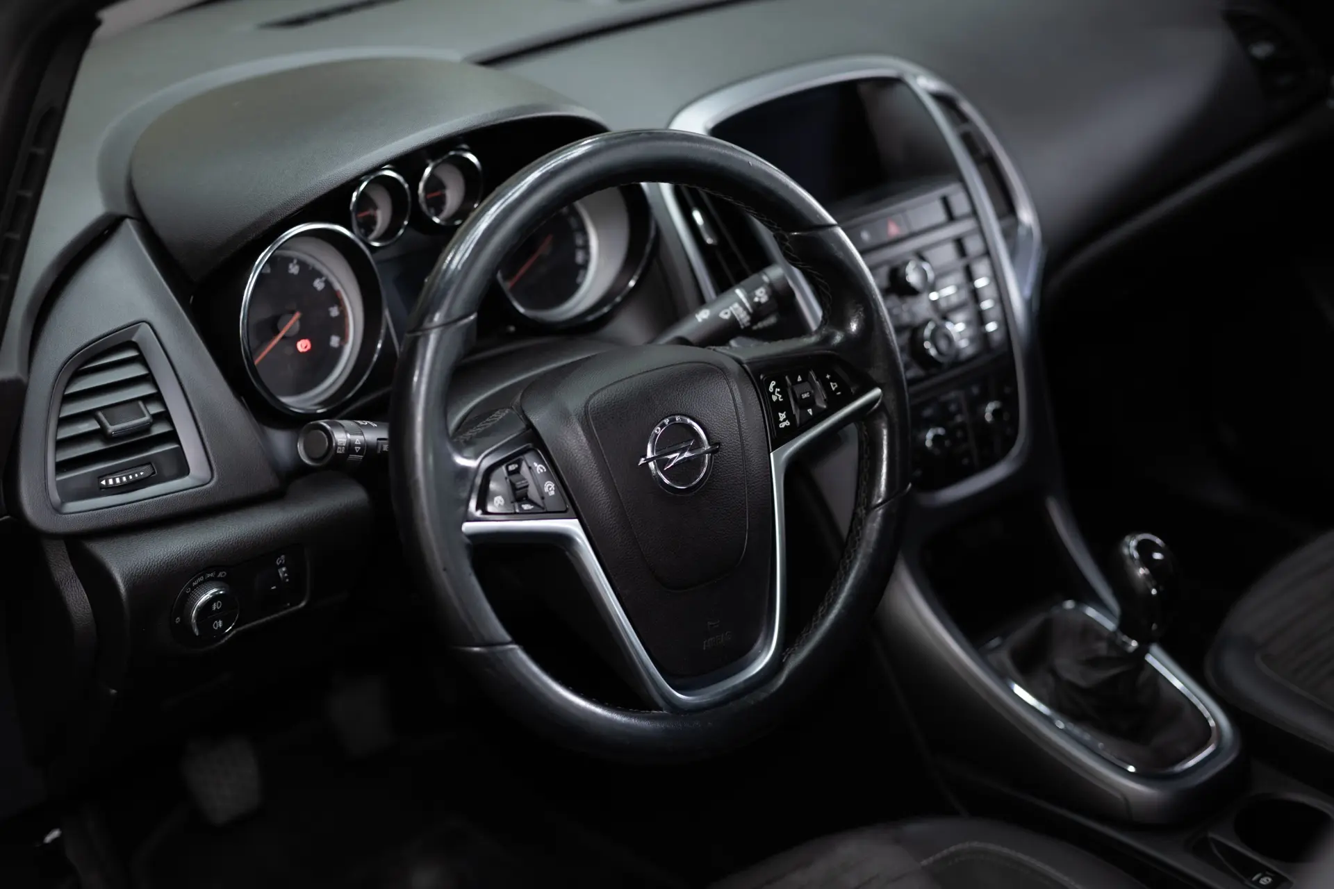 Opel Astra 1.4 T Selection GPL 28