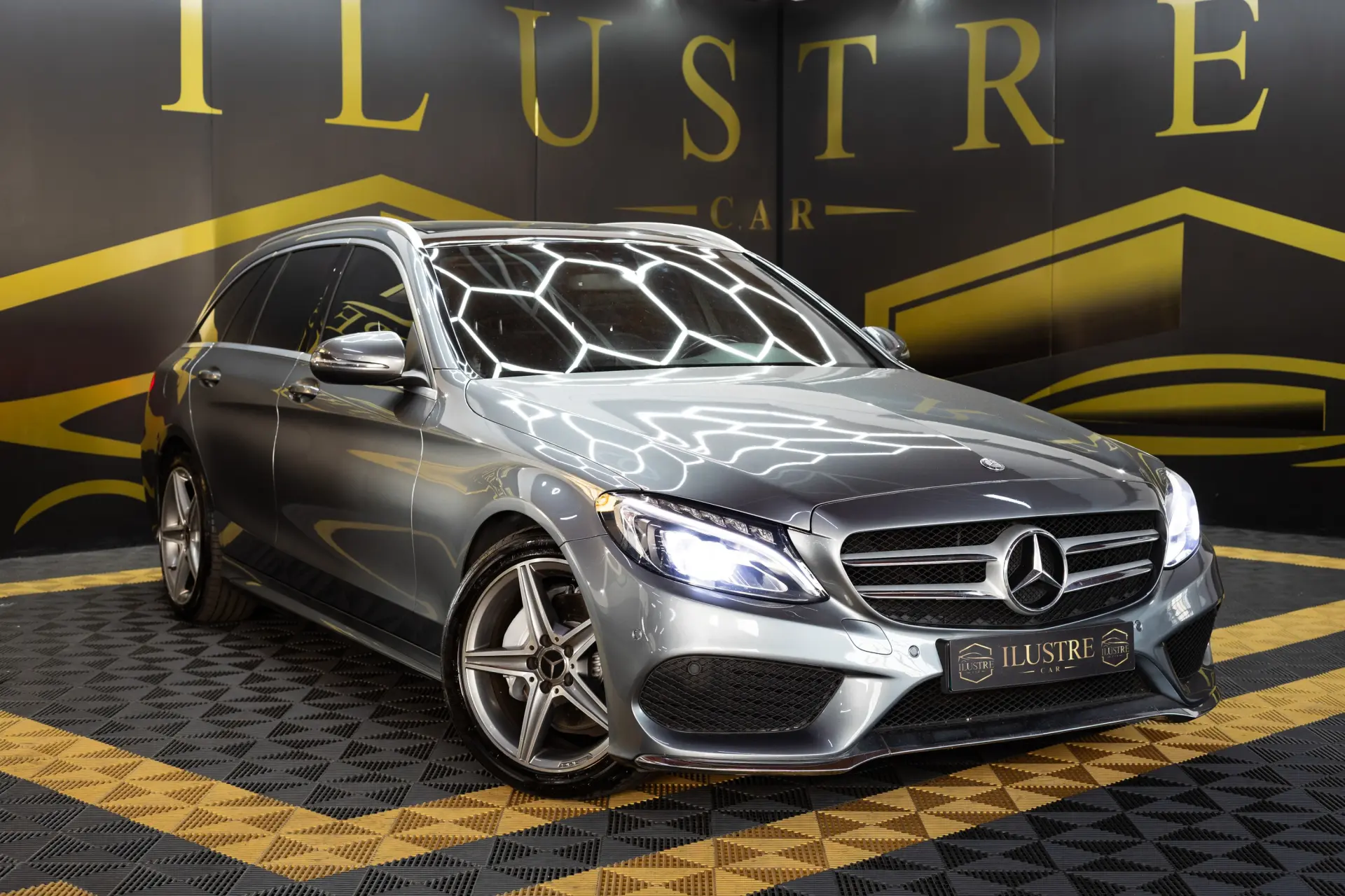 Mercedes-Benz C 220 (BlueTEC) d Station 7G-TRONIC AMG Line 3