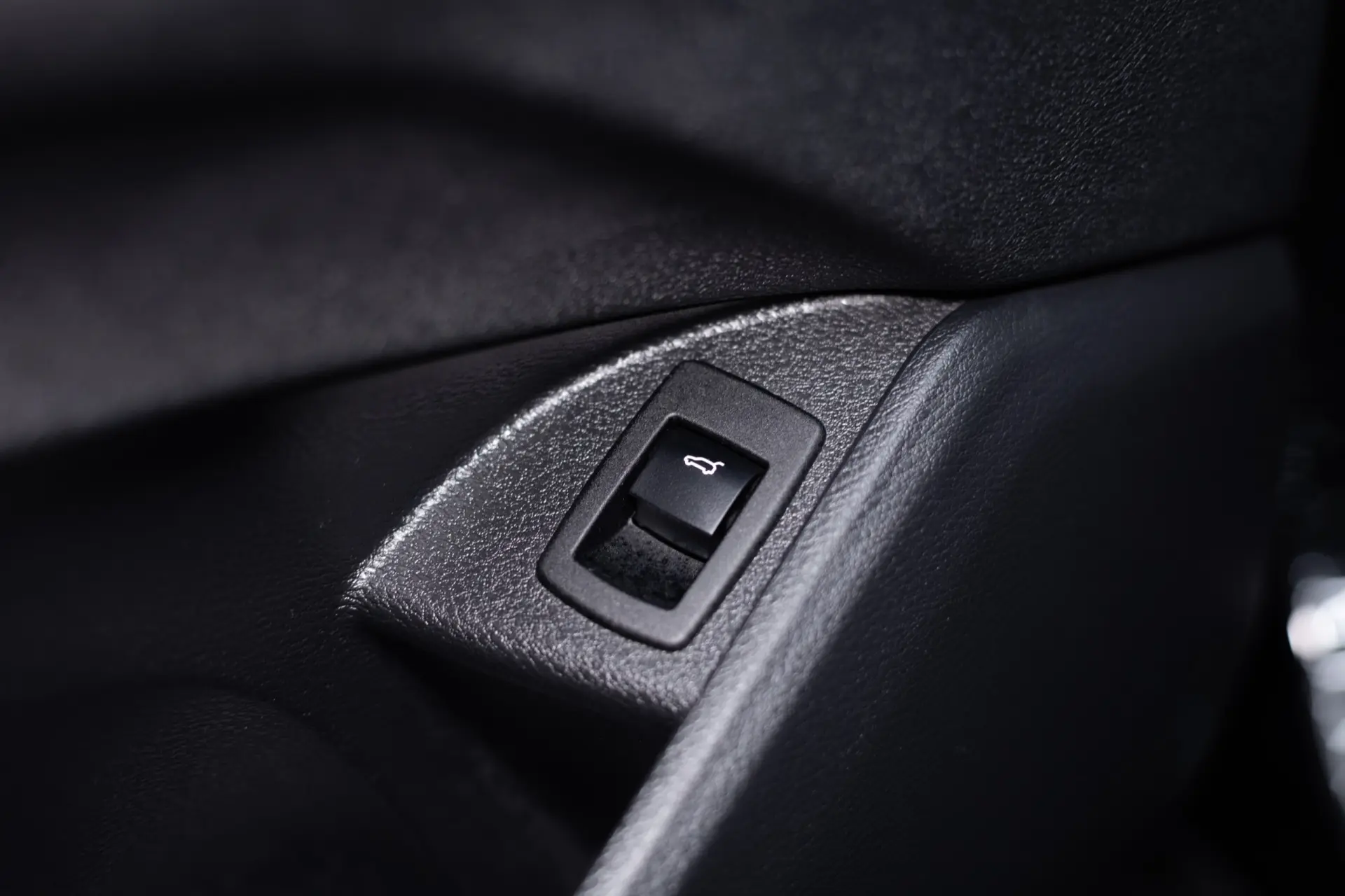 BMW X1 16 d sDrive Line Sport Auto 42