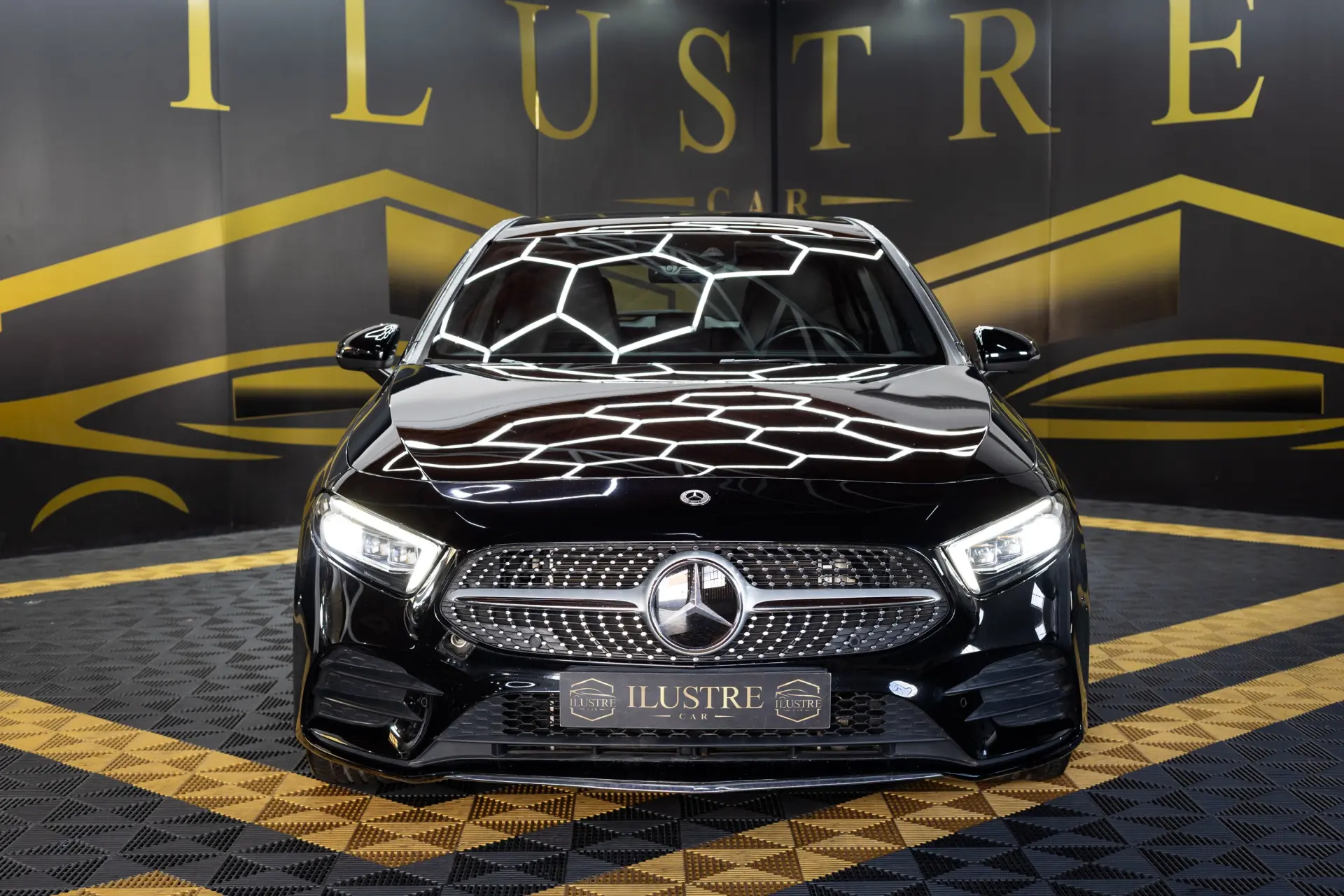 Mercedes-Benz A 250 e 8G-DCT AMG Line Advanced 2