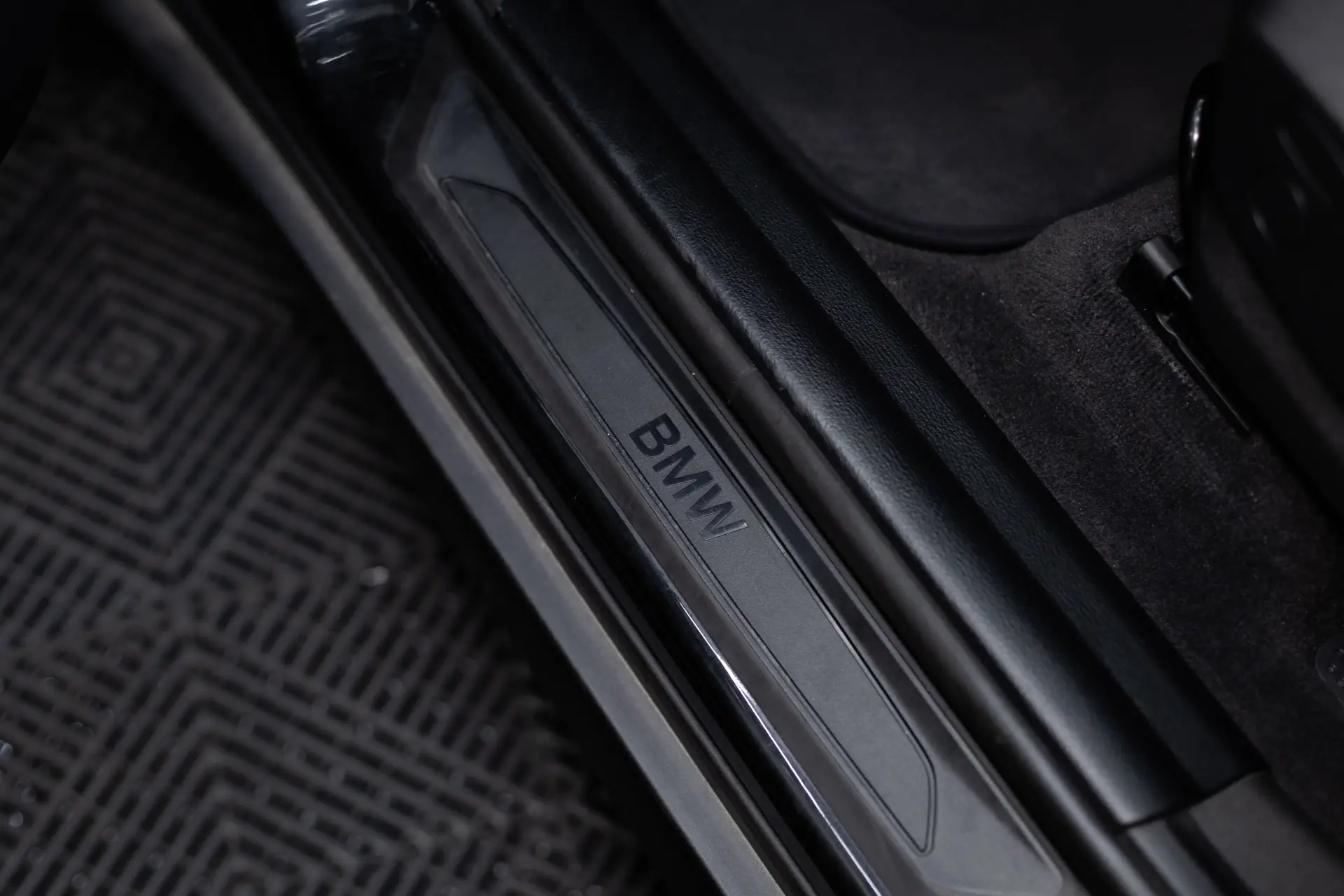 BMW X1 16 d sDrive Advantage Auto 38