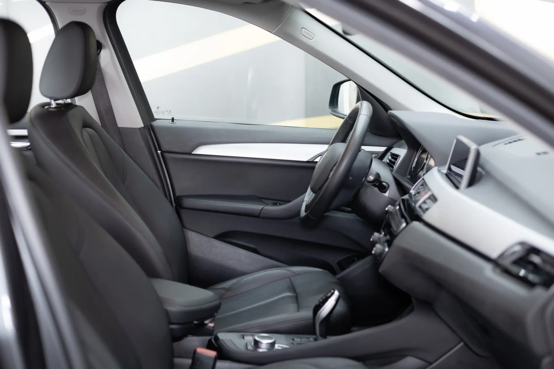 BMW X1 16 d sDrive Line Sport Auto 23