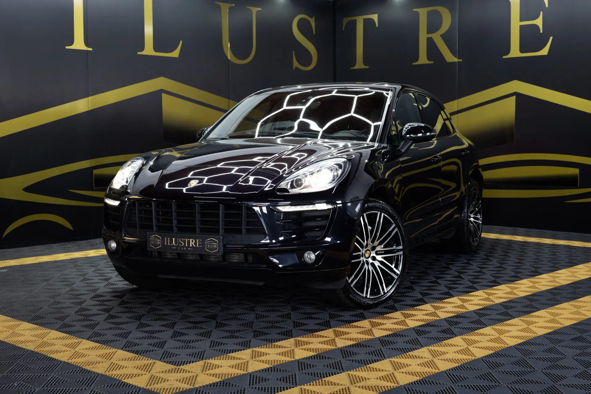Porsche Macan S All Weather 1