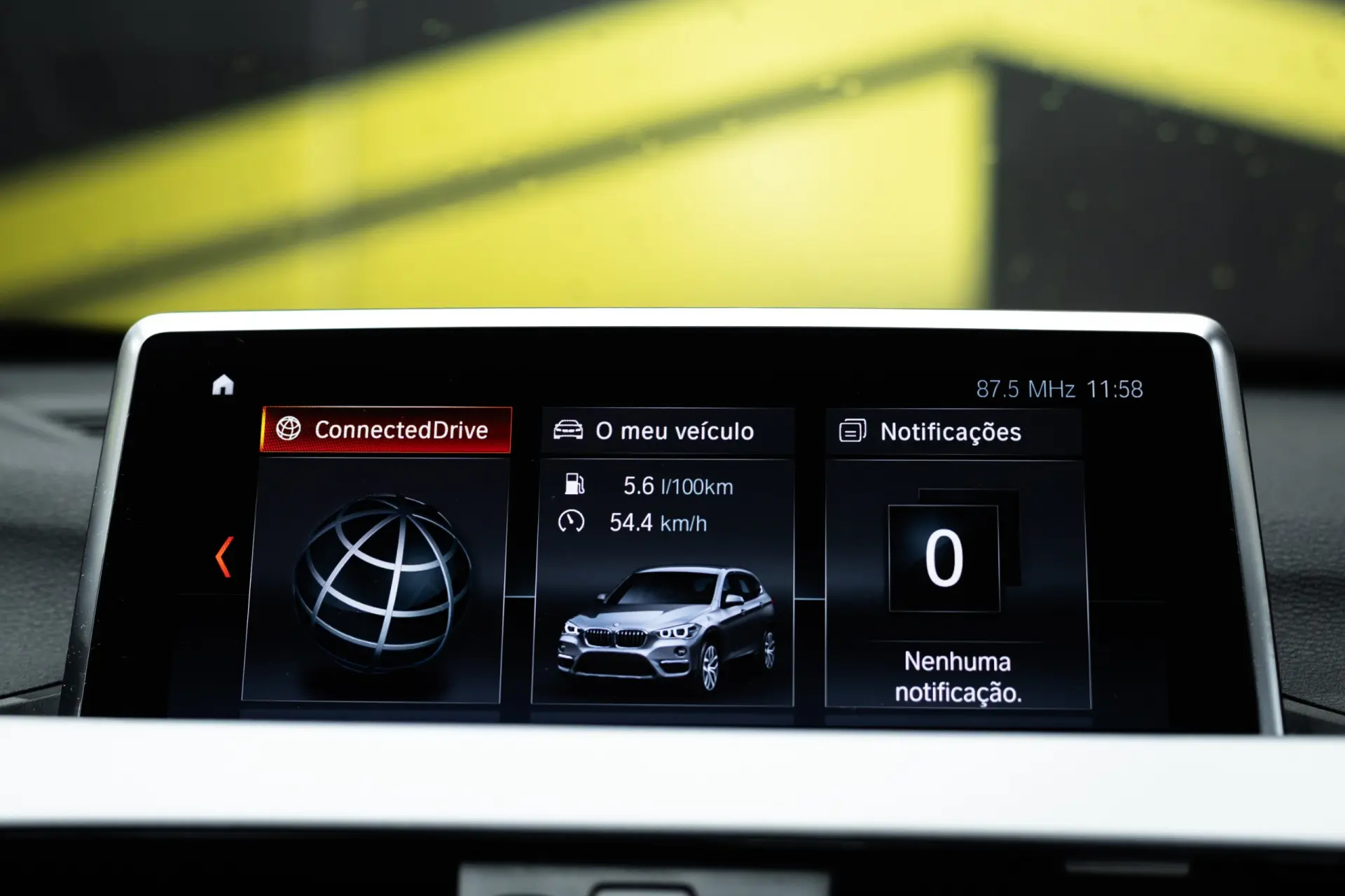 BMW X1 16 d sDrive Line Sport Auto 49