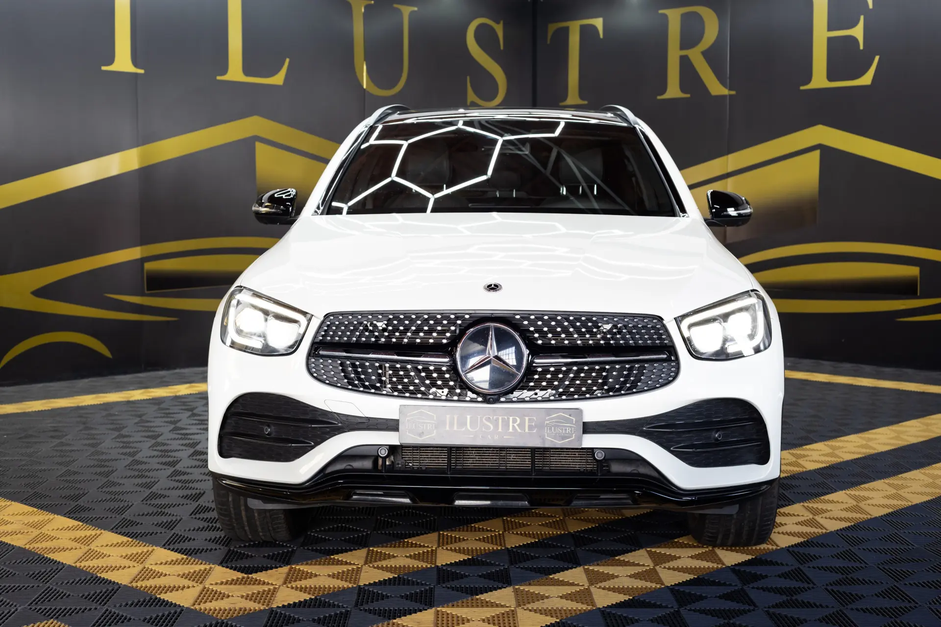 Mercedes-Benz GLC 300 e 4Matic 2