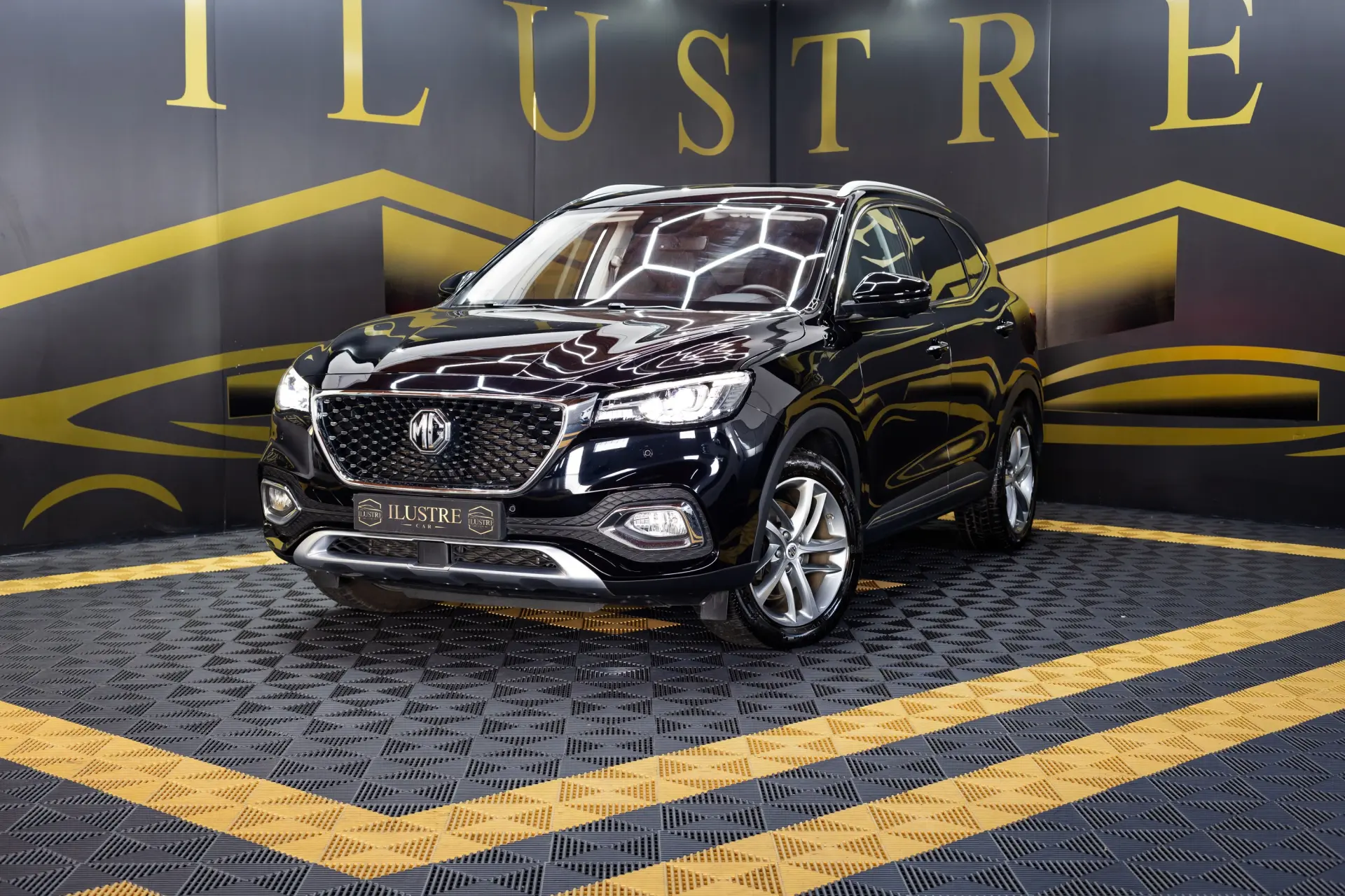 MG EHS 1.5 T-GDI Plug-in Hybrid Luxury 3