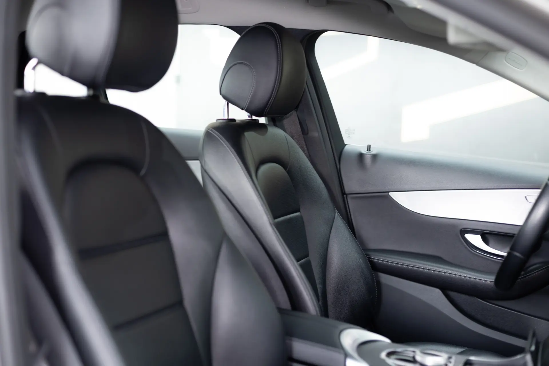 Mercedes-Benz C 300 de T 9G-TRONIC Avantgarde 23