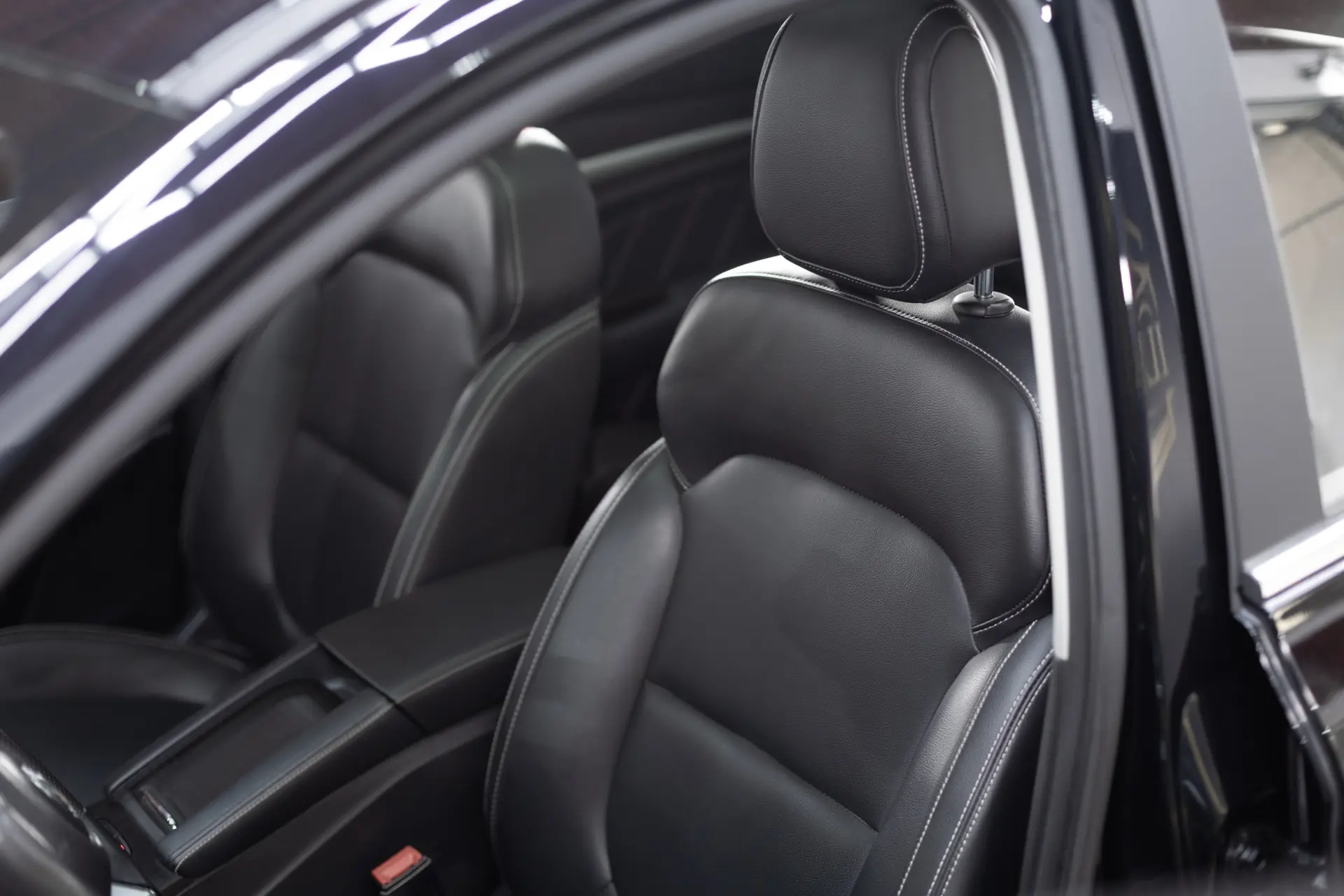 MG ZS EV 44.5 kWh Luxury 19