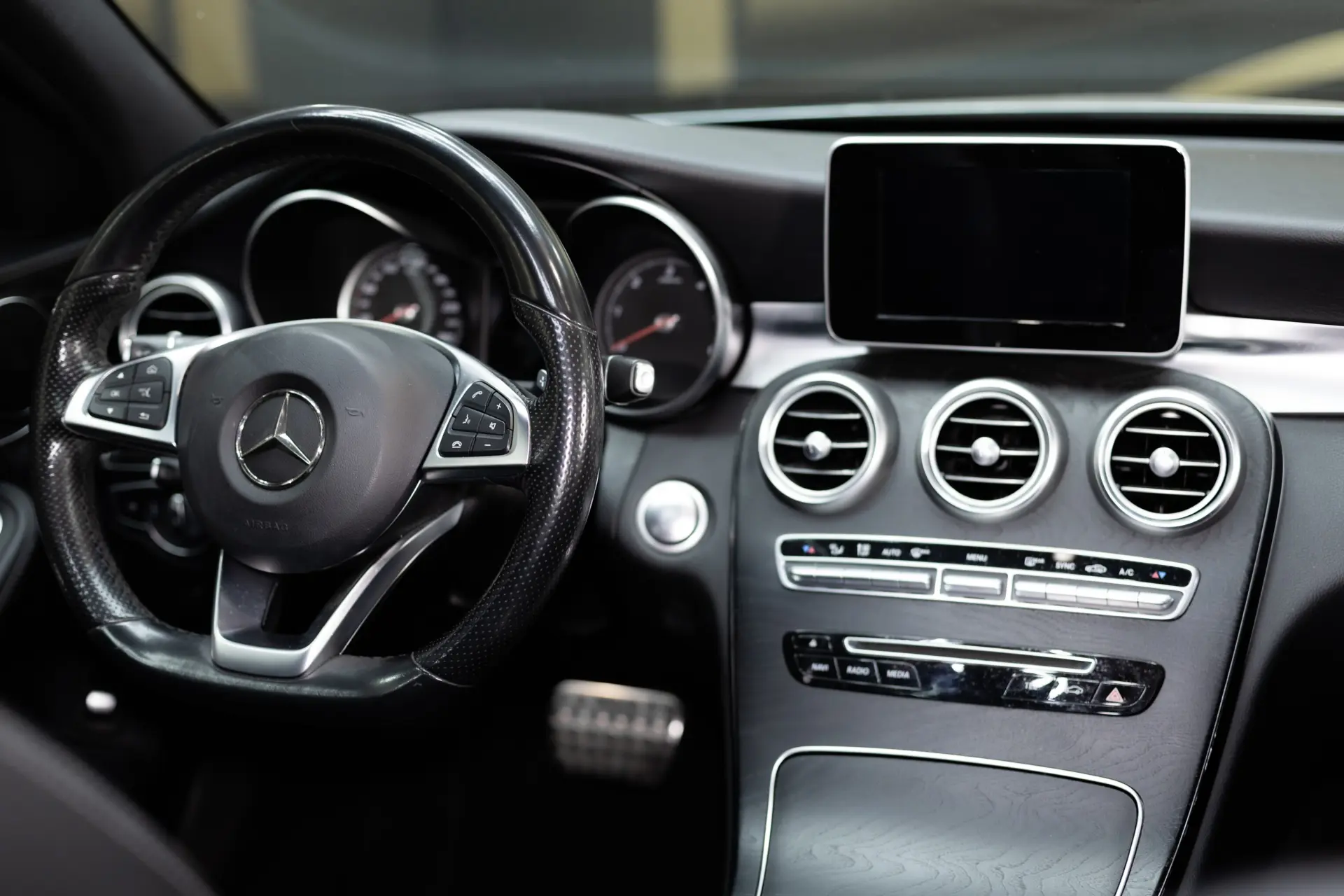 Mercedes-Benz C 220 (BlueTEC) d Station 7G-TRONIC AMG Line 29