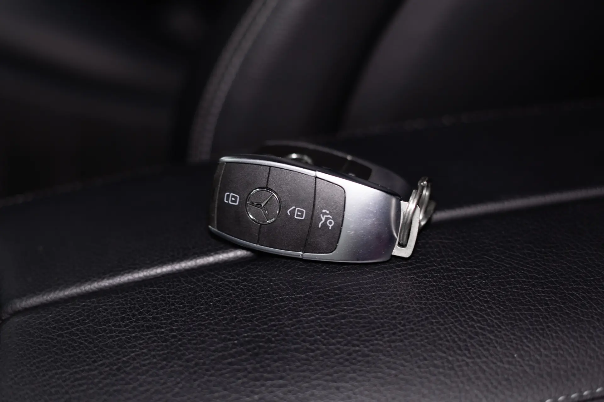 Mercedes-Benz GLC 300 de 4Matic 9G-TRONIC AMG Line 38