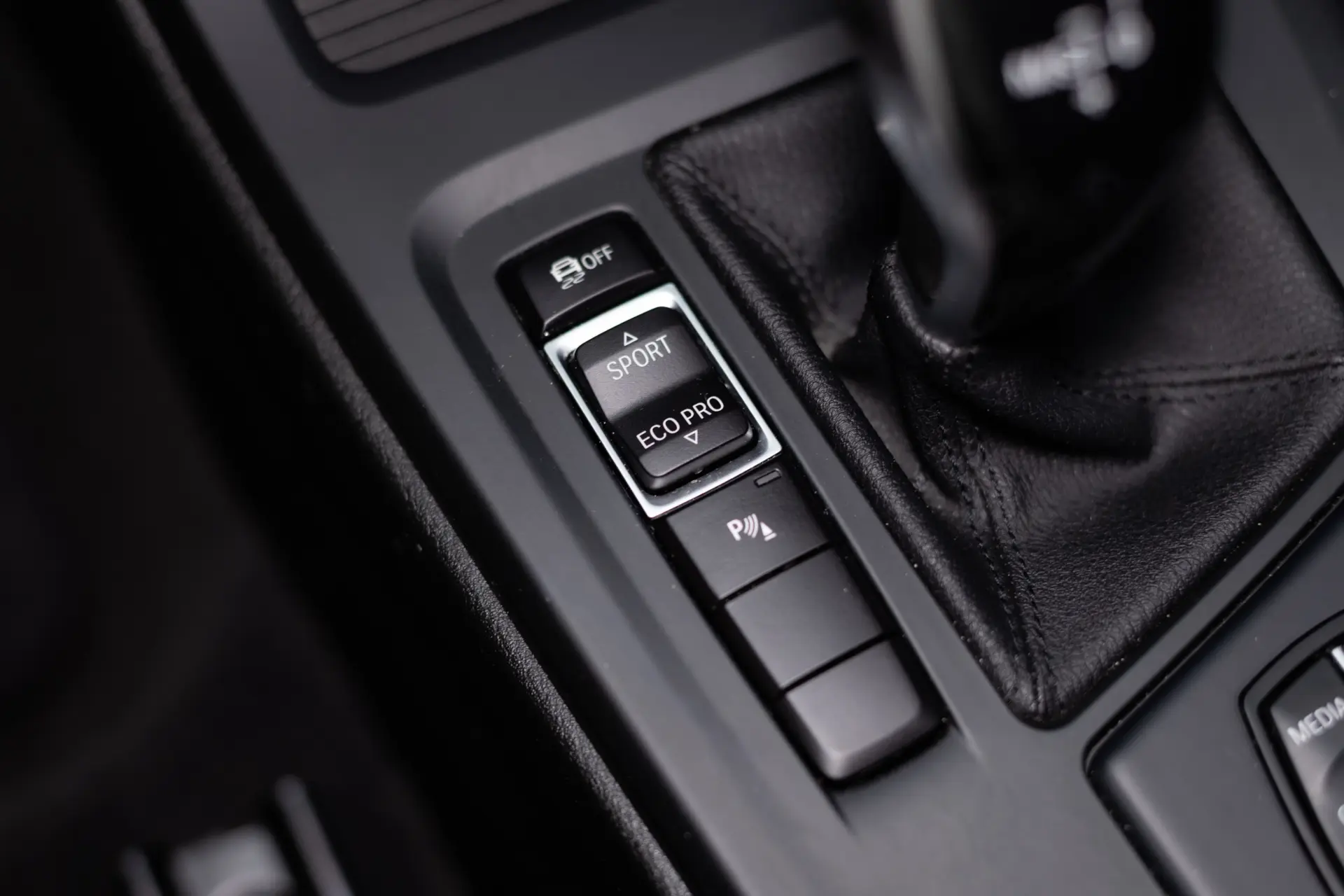 BMW X1 16 d sDrive Advantage Auto 43