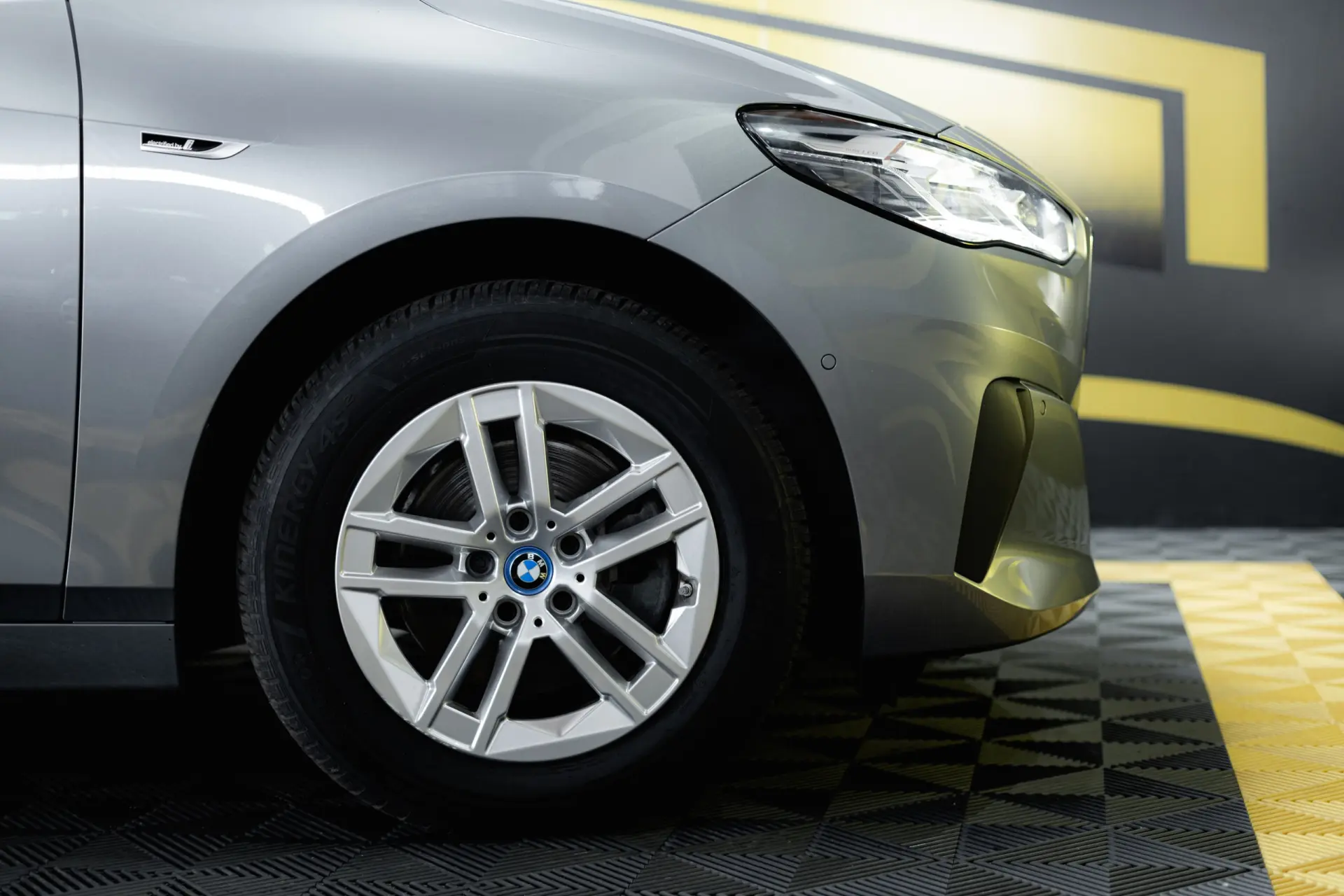 BMW 225xe Active Tourer e xDrive Line Luxury 13