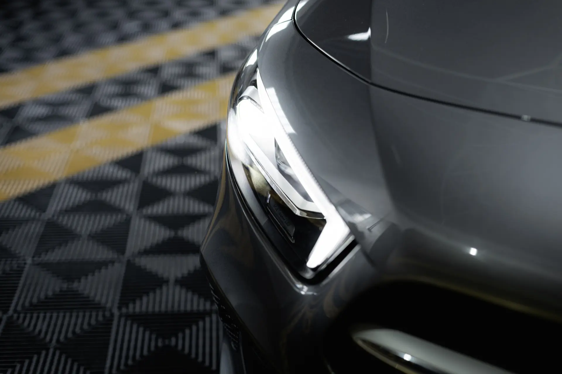 Mercedes-Benz A 180 Limousine d Progressive Aut. 13