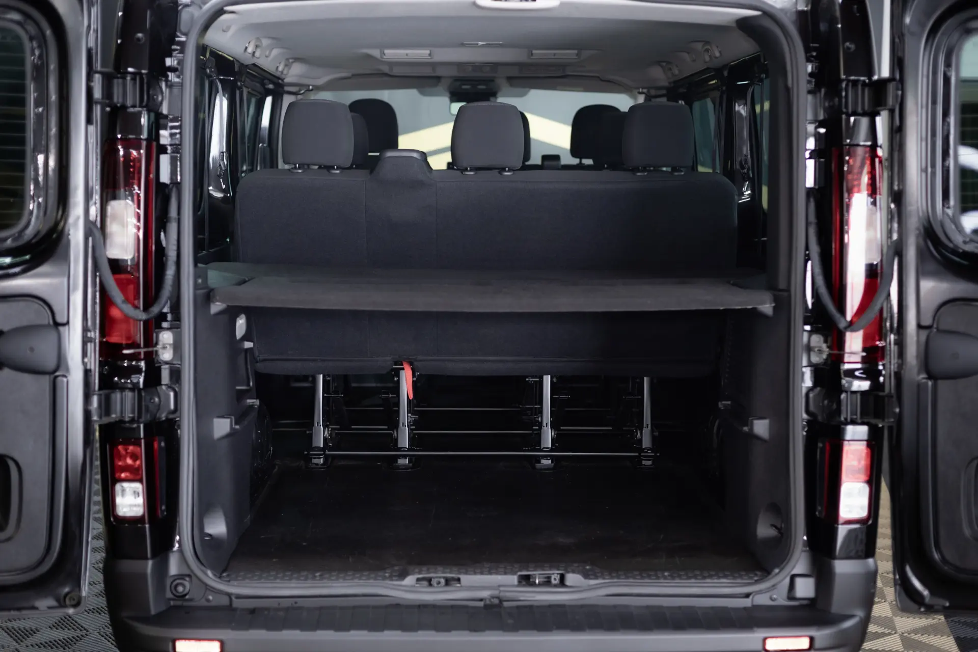 Renault Trafic 2.0 Blue dCi L2 Grand Autenthic 10