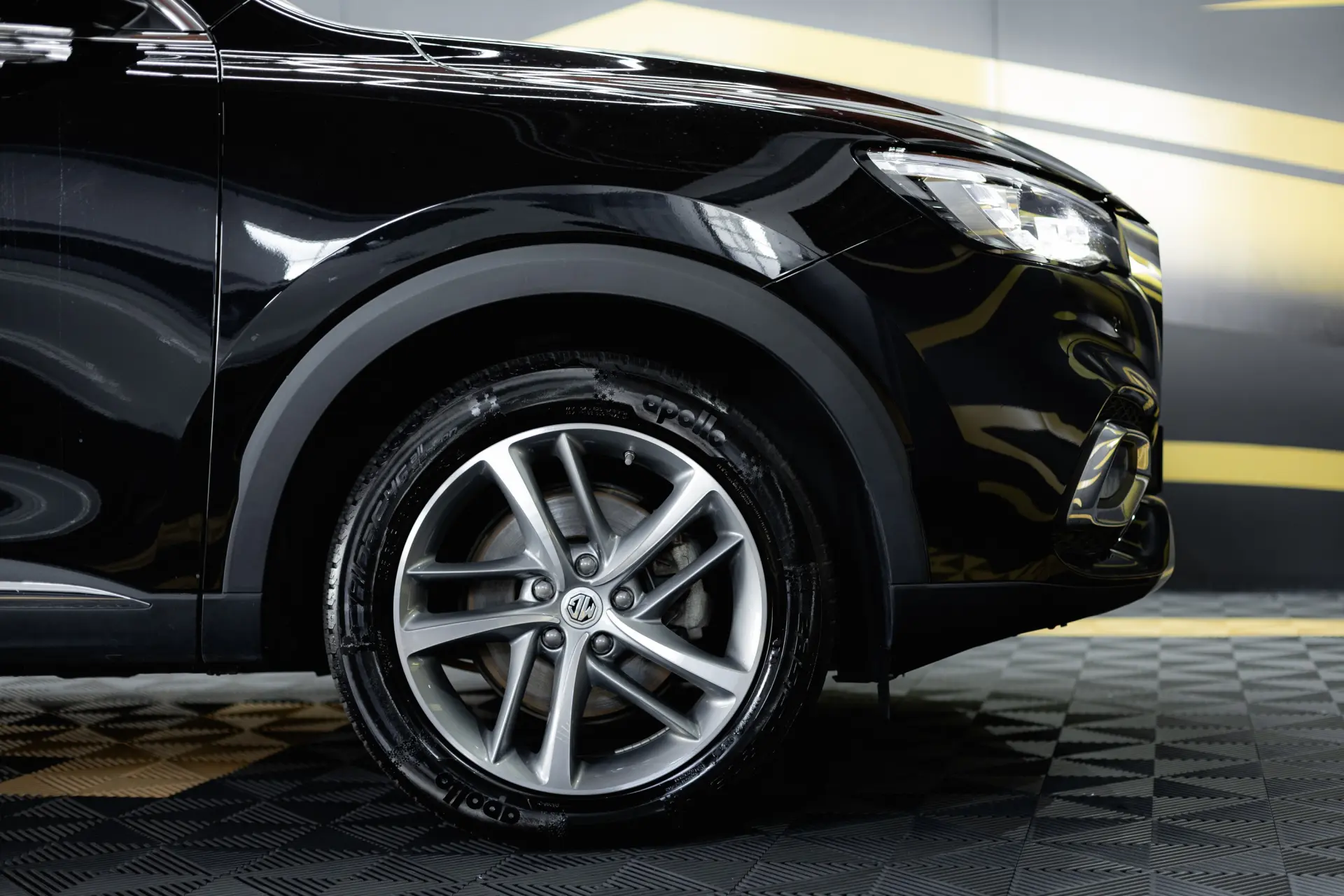 MG EHS 1.5 T-GDI Plug-in Hybrid Luxury 12