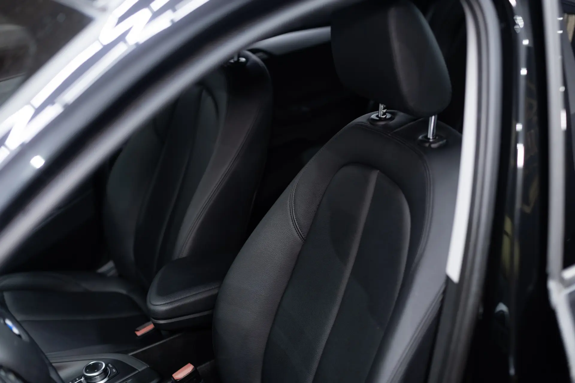 BMW X1 16 d sDrive Line Sport Auto 21