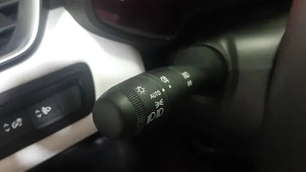 Renault Clio 1.6 E-Tech Full Hybrid Techno 9