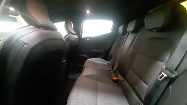 Renault Clio TCe 90 Bi-Fuel Intens 19