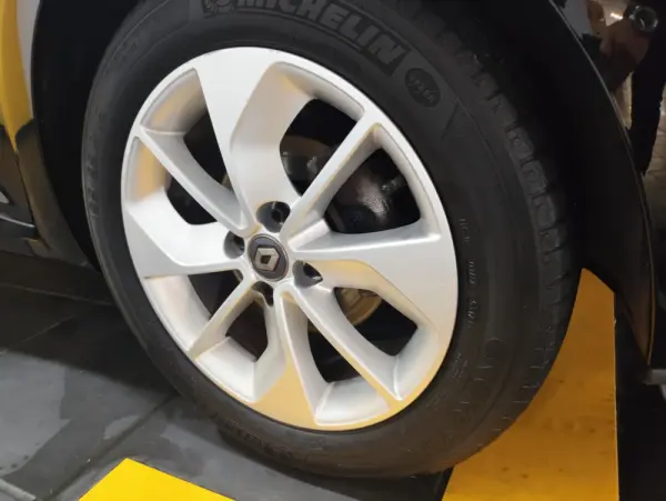 Renault Clio Sport Tourer 0.9 TCe Limited 6