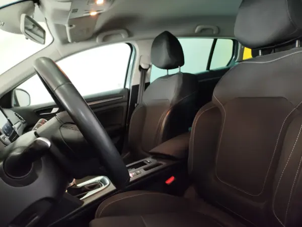 Renault Mégane Sport Tourer Limited 21