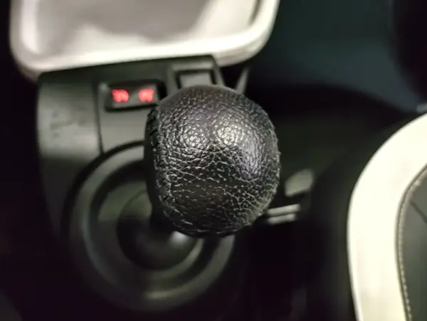 Renault Twingo 1.0 SCe Limited EDC 22