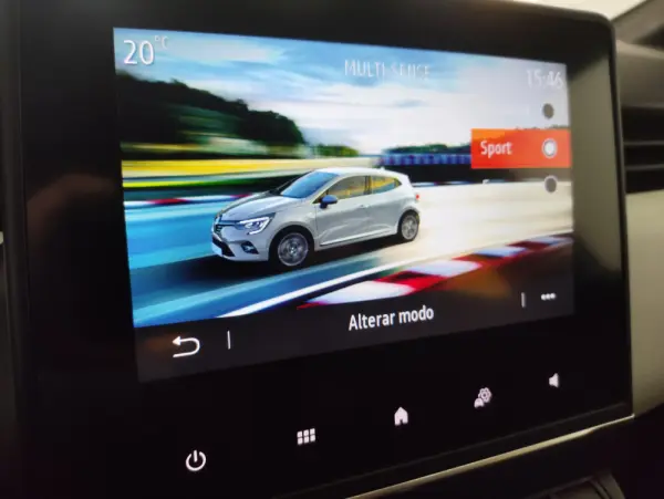 Renault Clio 1.6 E-Tech Full Hybrid Techno 11