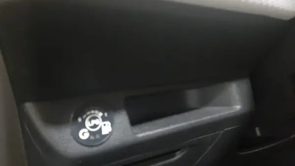 Renault Clio TCe 90 Bi-Fuel Intens 4