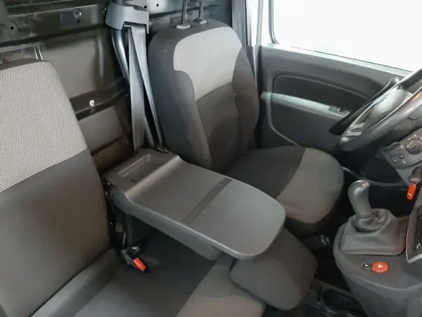 Renault Kangoo BUSINESS L2 MAXI 9