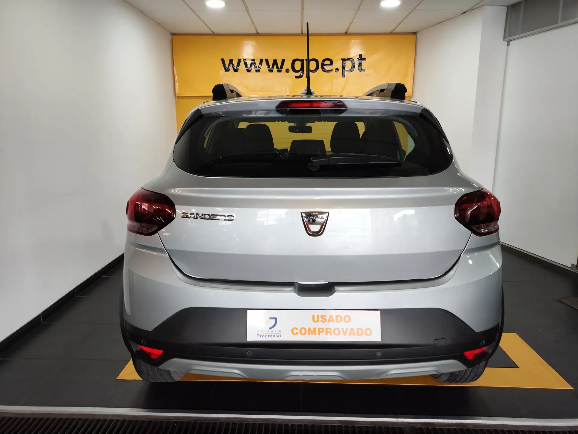 Dacia Sandero TCe Eco-G Bi-fuel Stepway comfort + 5