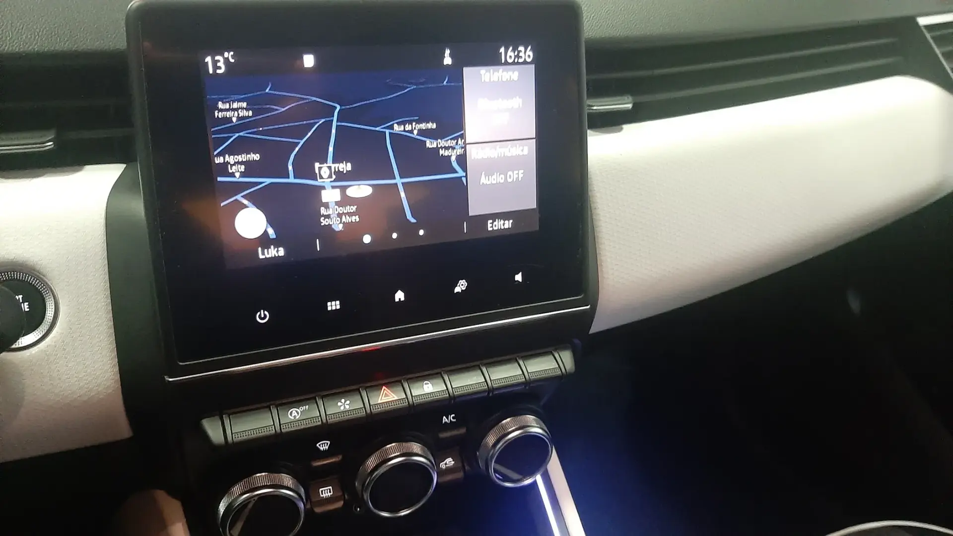 Renault Clio TCe 90 Bi-Fuel Intens 11