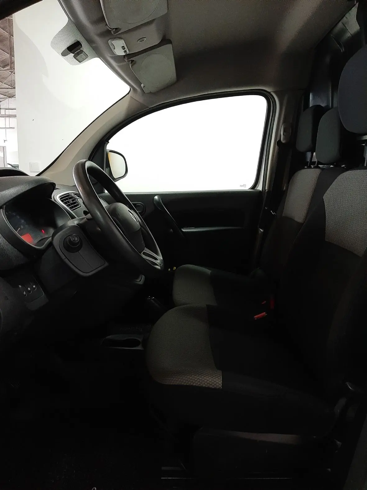 Renault Kangoo BUSINESS L2 MAXI 5