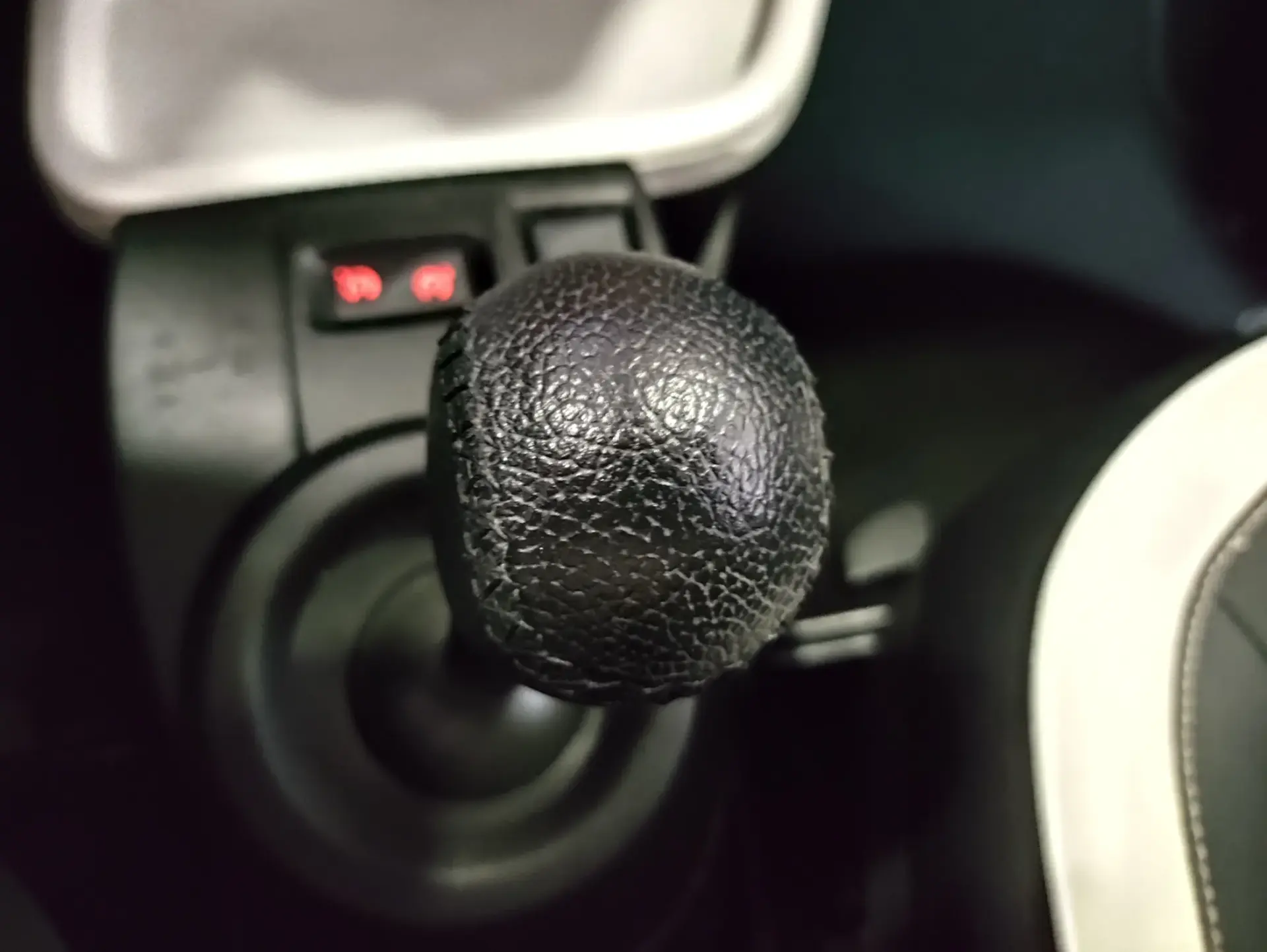 Renault Twingo 1.0 SCe Limited EDC 22