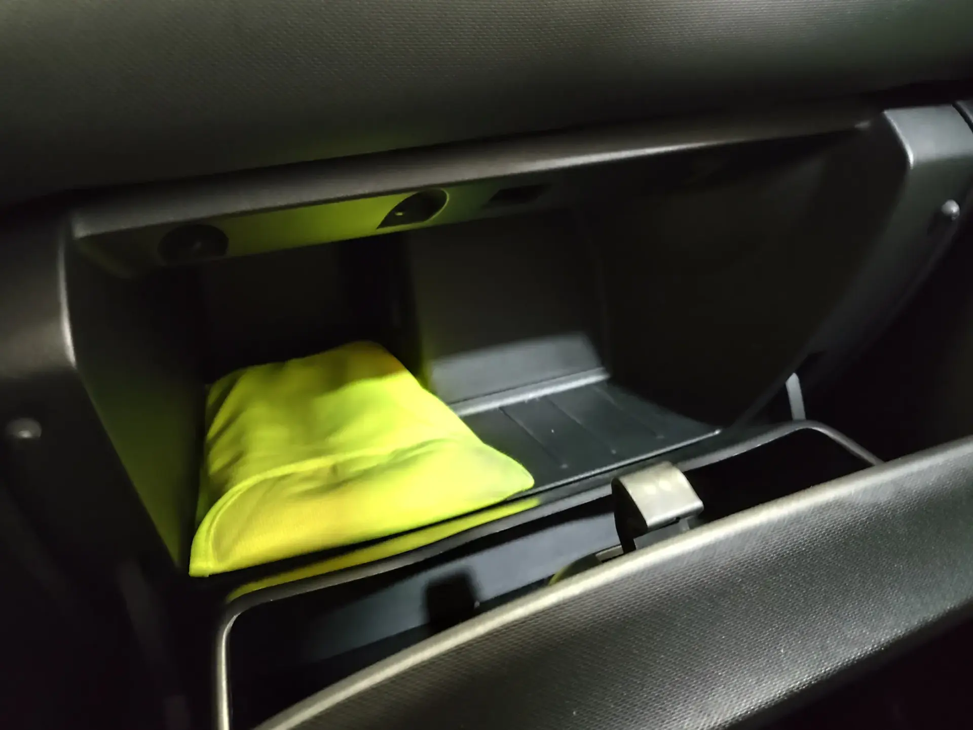 Renault Twingo 1.0 SCe Limited EDC 26