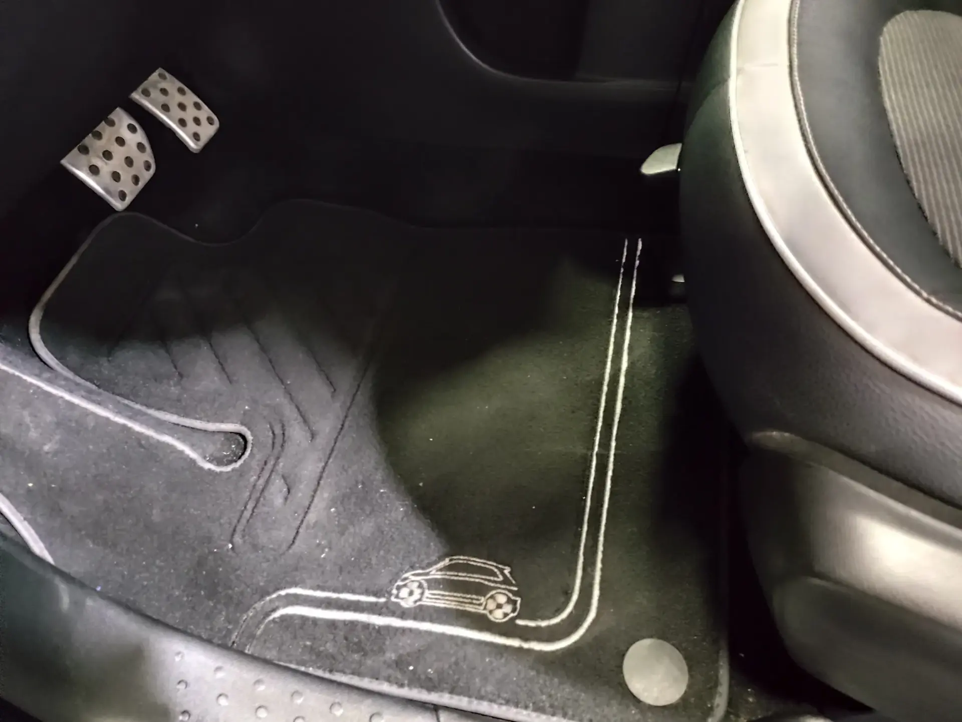 Renault Twingo 1.0 SCe Limited EDC 27