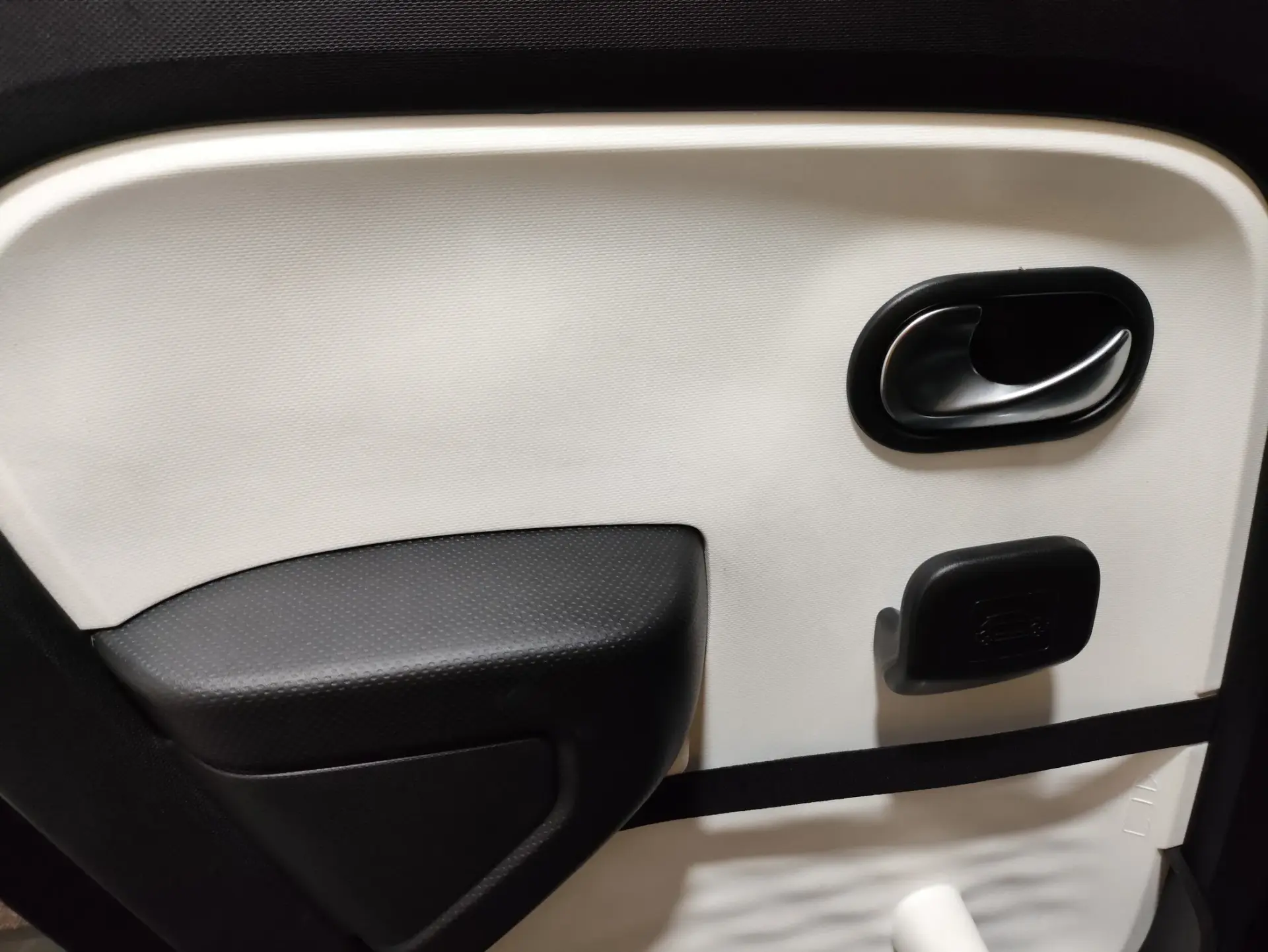 Renault Twingo 1.0 SCe Limited EDC 30