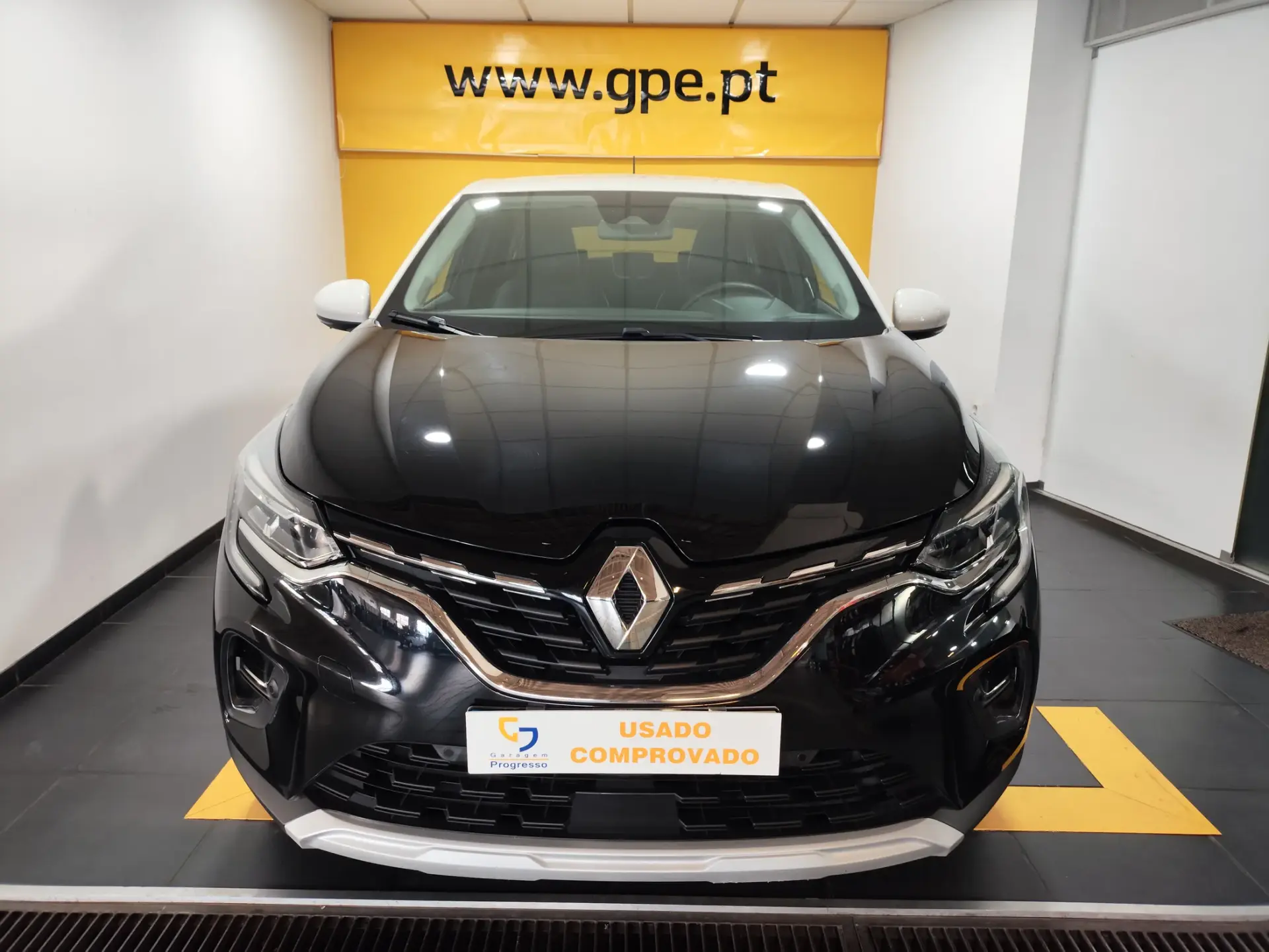 Renault Captur 1.0 TCe Intes 2
