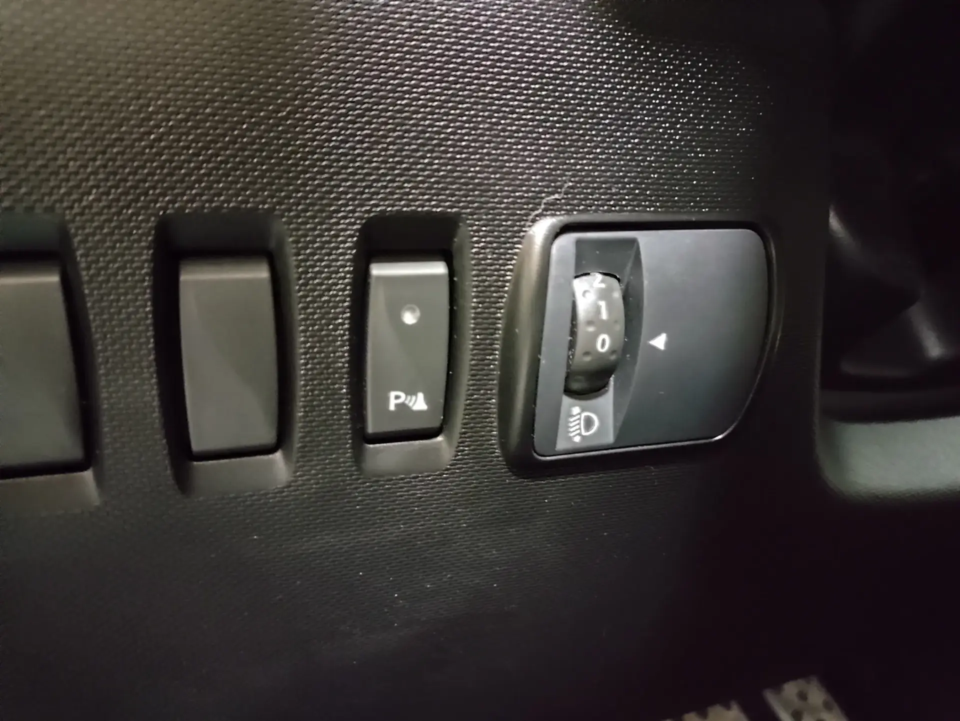 Renault Twingo 1.0 SCe Limited EDC 10