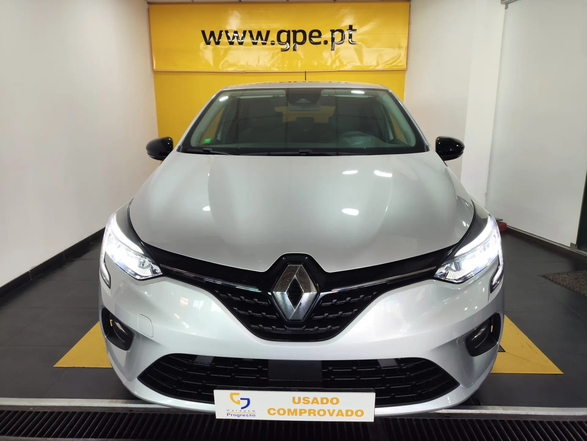 Renault Clio 1.0 TCe Evolution Bi-Fuel 2