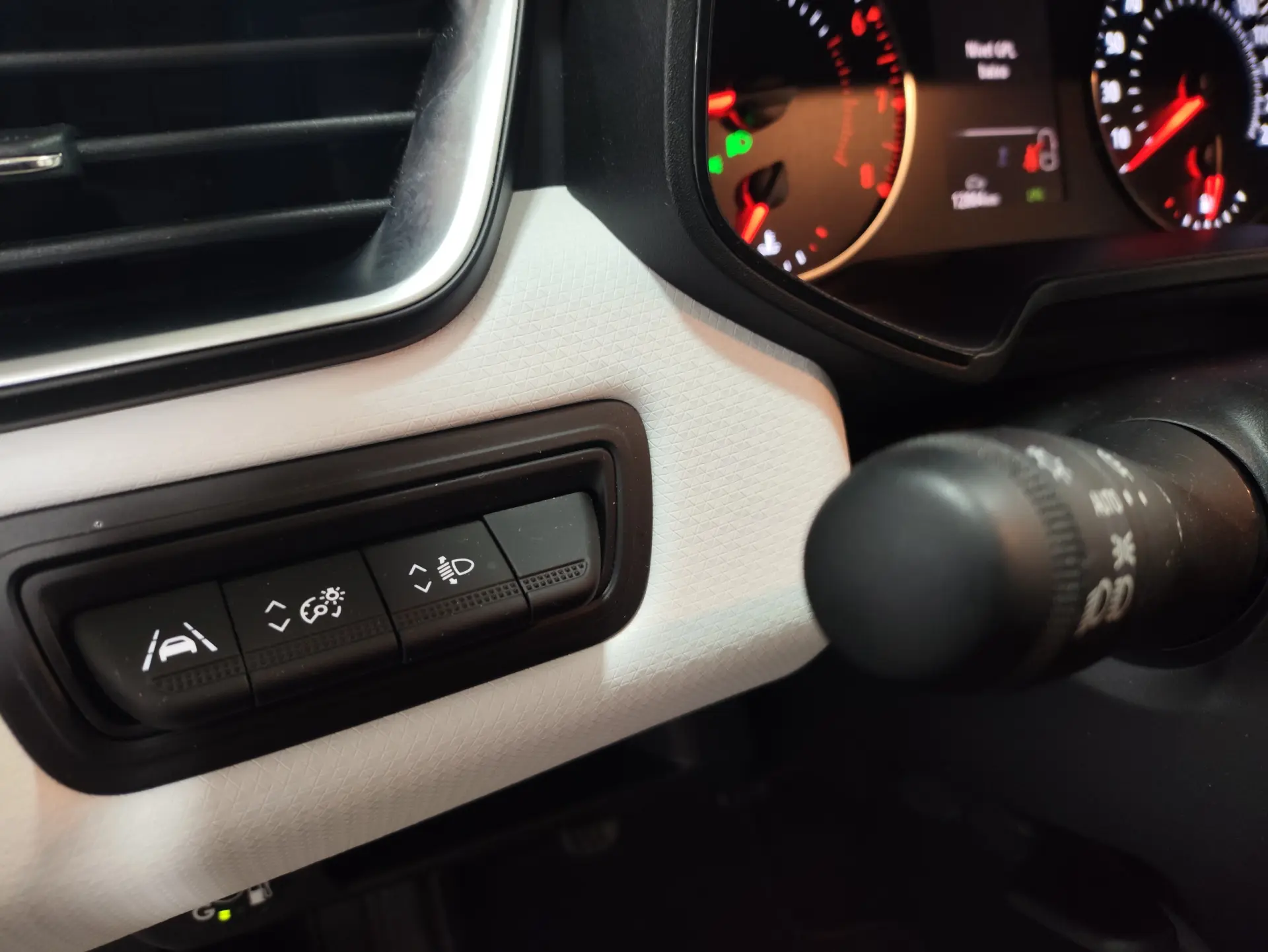 Renault Clio 1.0 TCe Evolution Bi-Fuel 10