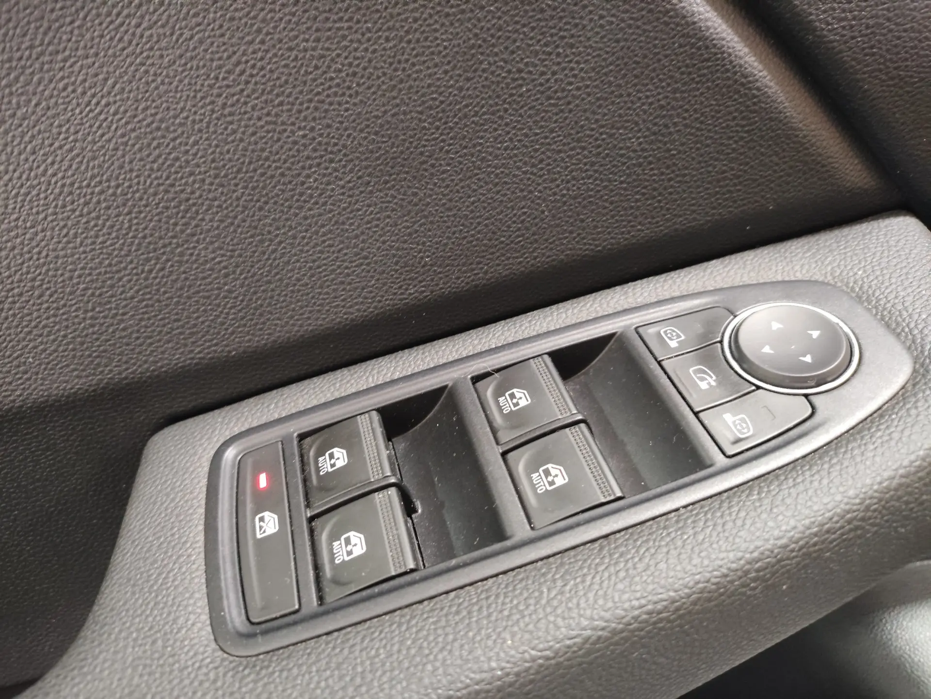 Renault Clio 1.0 TCe Evolution Bi-Fuel 9