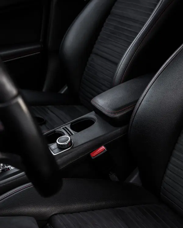 Mercedes-Benz CLA 45 AMG 4-Matic (2016-2018) 27