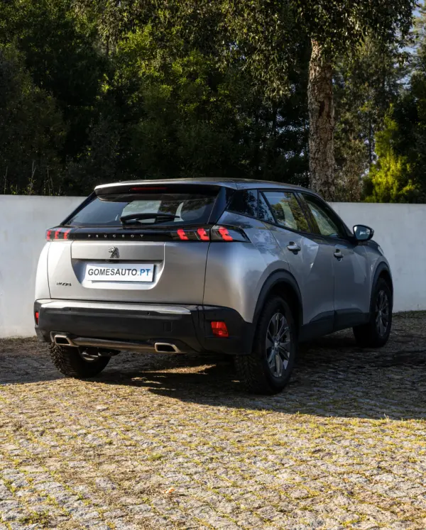 Peugeot 2008 1.2 PureTech Style EAT6 2