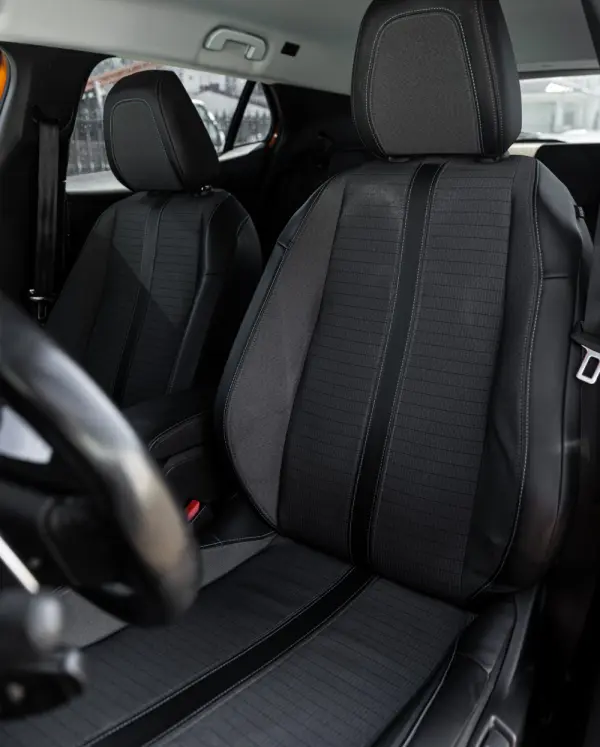 Peugeot 2008 1.2 PureTech Style EAT6 9