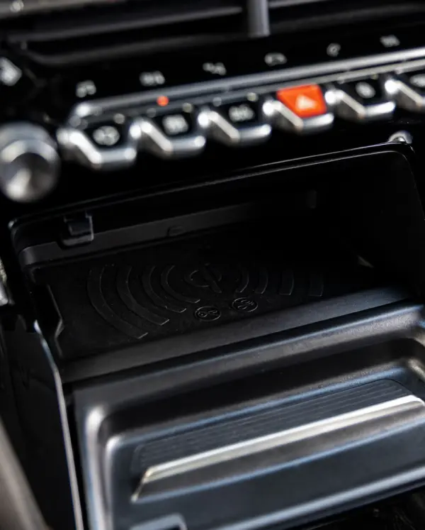 Peugeot 208 PureTech 75 Allure Pack 17