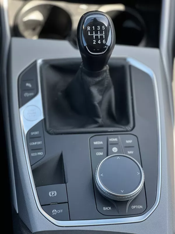 BMW 318 d Touring Line Sport (2019-2020) 6