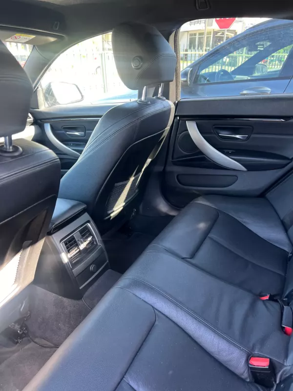 BMW 318 d Touring Auto Sport (2012-2015) 7