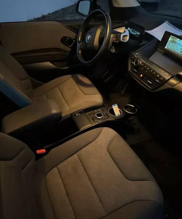 BMW i3 5