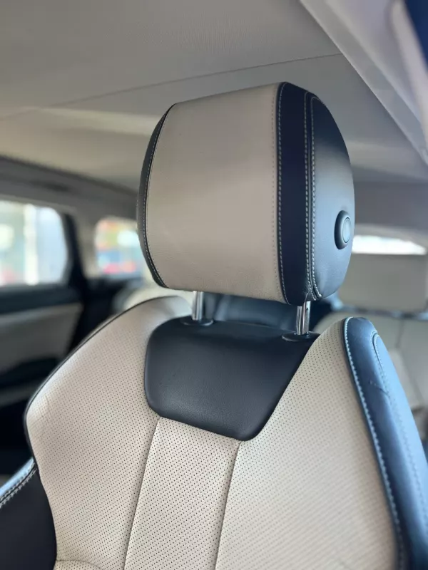 Land Rover Range Rover Evoque 5