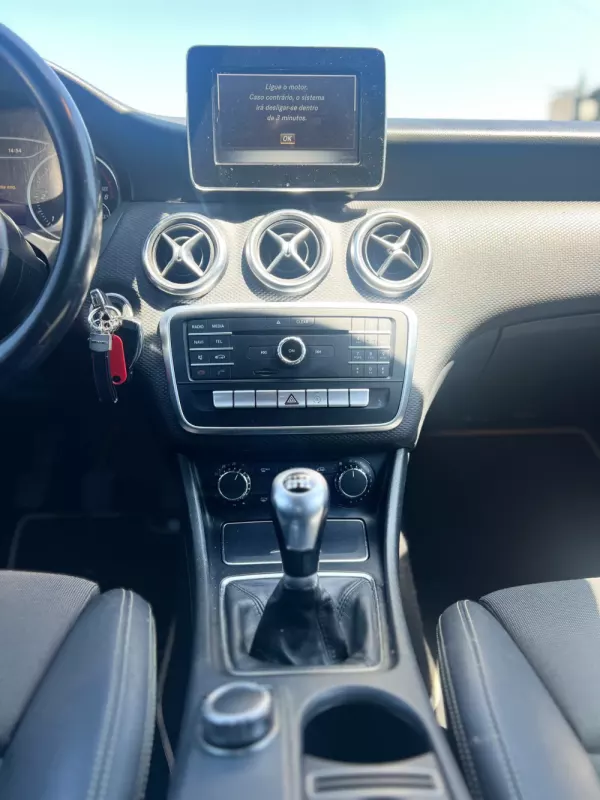 Mercedes-Benz A 160 CDi BlueEfficiency Urban (2013-2015) 8