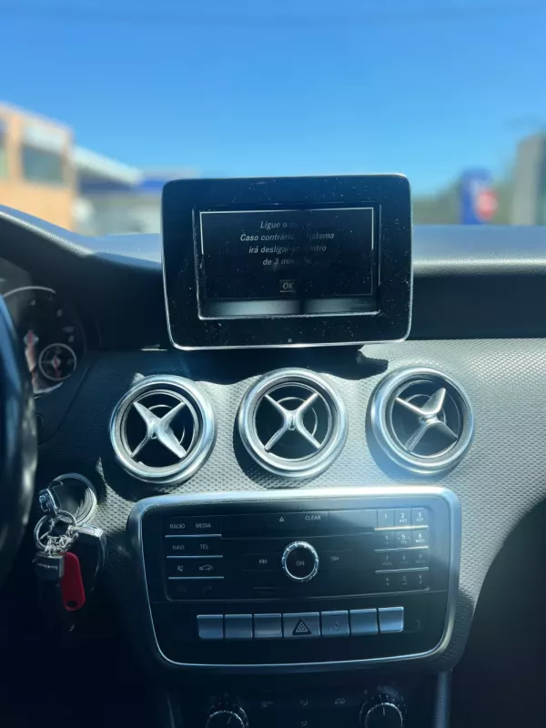 Mercedes-Benz A 160 CDi BlueEfficiency Urban (2013-2015) 9